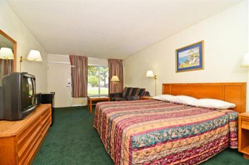фото отеля Americas Best Value Inn Wilson