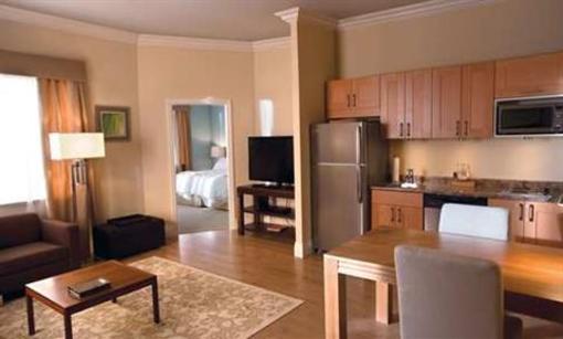 фото отеля Homewood Suites by Hilton Orlando Airport at Gateway Village FL