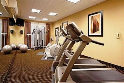 фото отеля Holiday Inn Express Pembroke