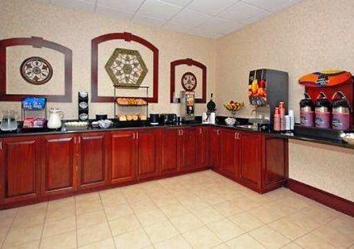 фото отеля Comfort Inn And Suites Midway (Florida)