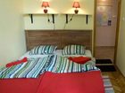 фото отеля Happy Holiday Hostel