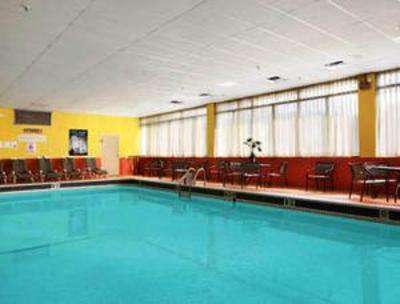 фото отеля Ramada East Hartford