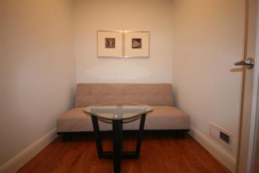 фото отеля Luxury Castro Top Floor Apartment San Francisco