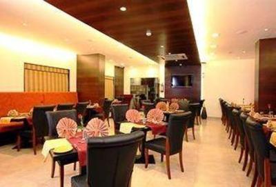 фото отеля Hotel Vishwaratna