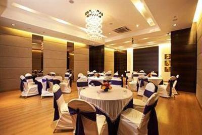 фото отеля Hotel Vishwaratna