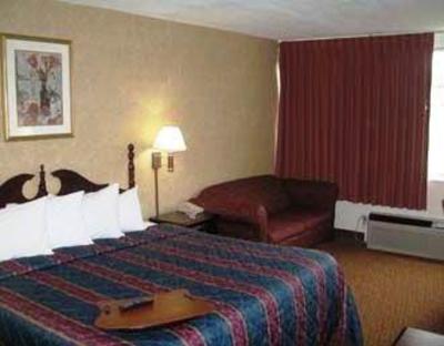 фото отеля Quality Inn Hamburg (New York)