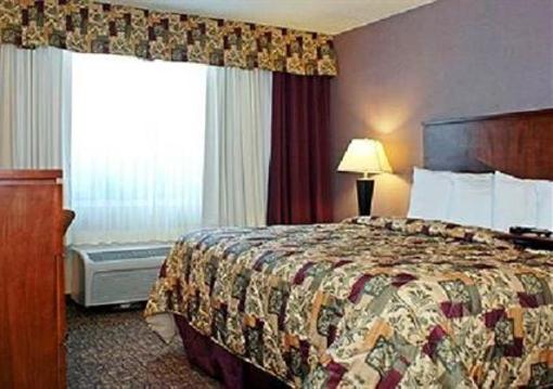 фото отеля Quality Inn Hamburg (New York)