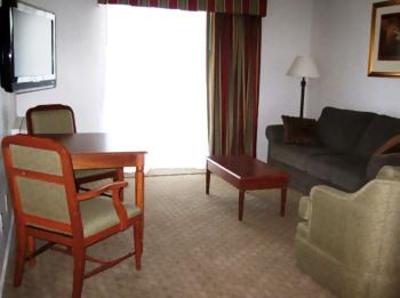 фото отеля Vagabond Inn Executive Fresno