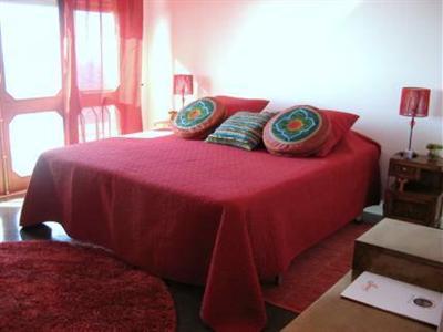 фото отеля Sweet Lisbon River Guesthouse