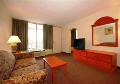 фото отеля Quality Inn & Suites Franklin (Tennessee)