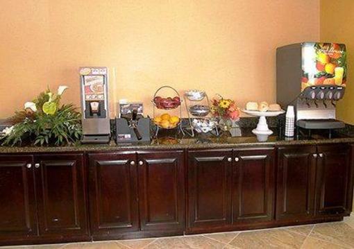 фото отеля Comfort Suites Pell City