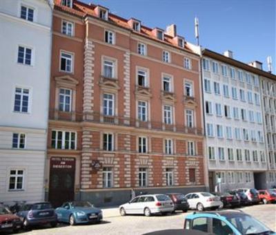 фото отеля Hotel Pension Am Siegestor