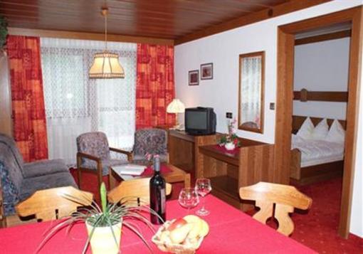 фото отеля Apart Hotel Kuhtaier Schlossl