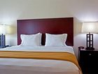 фото отеля Holiday Inn Express Hotel & Suites Chicago Airport West