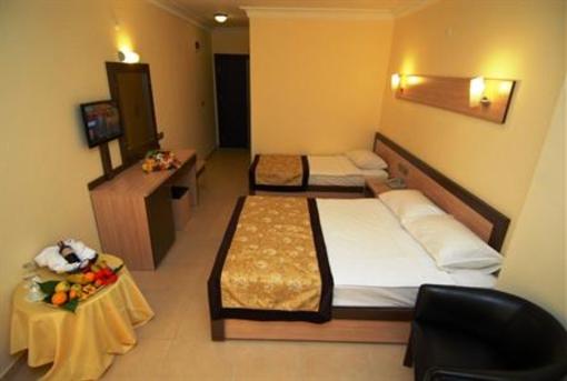фото отеля Caretta Beach Hotel