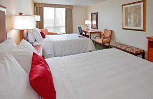 фото отеля Crowne Plaza Hotel Kansas City - Overland Park