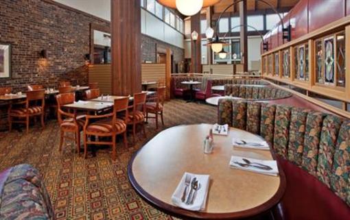 фото отеля Crowne Plaza Hotel Kansas City - Overland Park