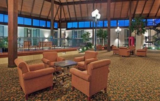 фото отеля Crowne Plaza Hotel Kansas City - Overland Park