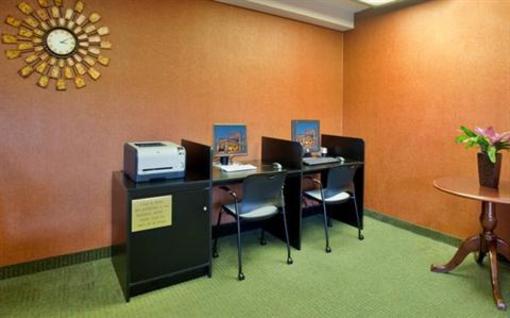 фото отеля Crowne Plaza Hotel Kansas City - Overland Park
