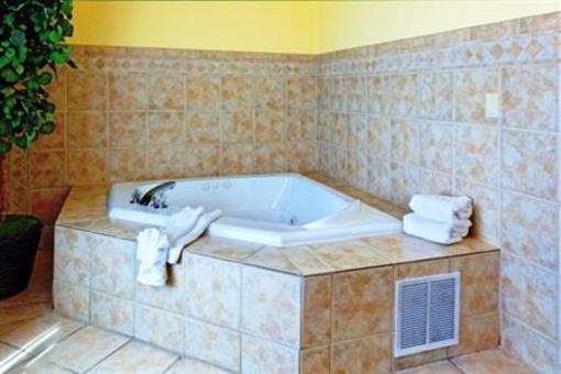 фото отеля Holiday Inn Express SeaWorld