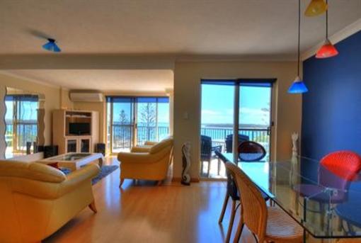 фото отеля Bayview Beach Holiday Apartments Gold Coast