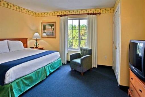 фото отеля Holiday Inn Express Hotel and Suites Orlando-Lake Buena Vista East
