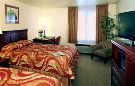 фото отеля Pheasant Hill Inn and Suites