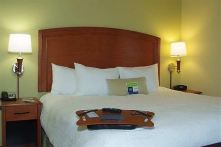 фото отеля Hampton Inn Macomb