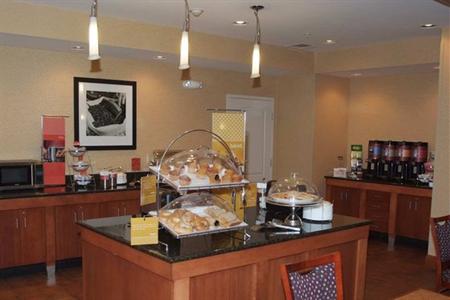 фото отеля Hampton Inn Macomb