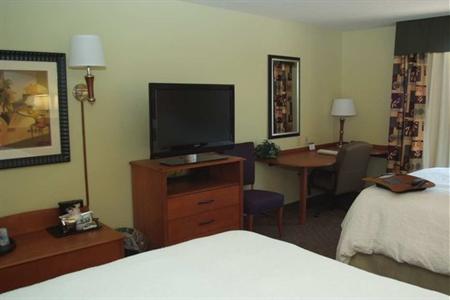 фото отеля Hampton Inn Macomb