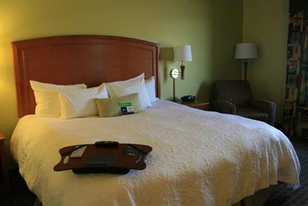 фото отеля Hampton Inn Macomb