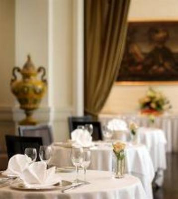 фото отеля Grand Hotel Villa Medici
