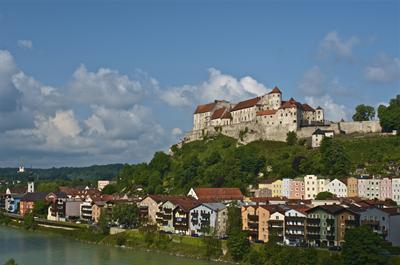 фото отеля Hotel Burgblick Hochburg-Ach