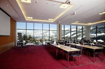 фото отеля Kempinski Hotel Das Tirol