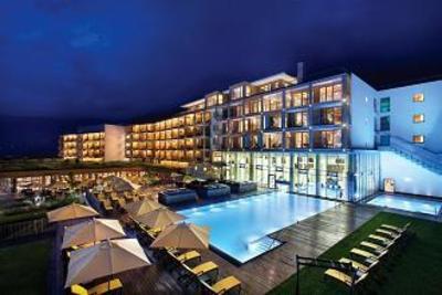 фото отеля Kempinski Hotel Das Tirol