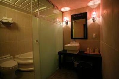 фото отеля Hotel Charis