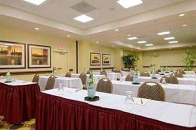 фото отеля Embassy Suites Hotel Secaucus - Meadowlands