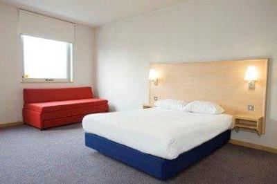 фото отеля Travelodge London Central City Road