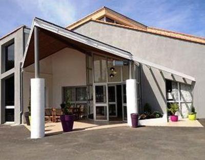 фото отеля Fasthotel Niort