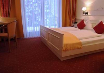 фото отеля Kleines Landhotel