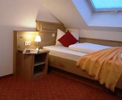 фото отеля Kleines Landhotel