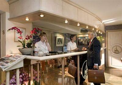 фото отеля Hotel Belle Plage Cannes