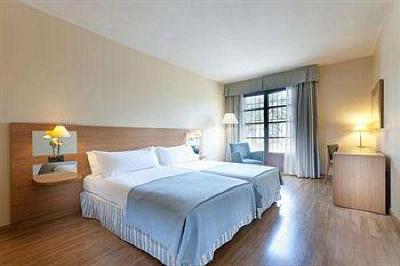 фото отеля Tryp Jerez