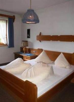 фото отеля Ferienhaus Larinmos