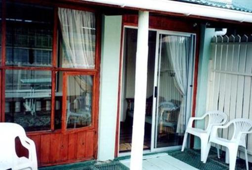 фото отеля Tonnelkop Self-Catering Units De Rust