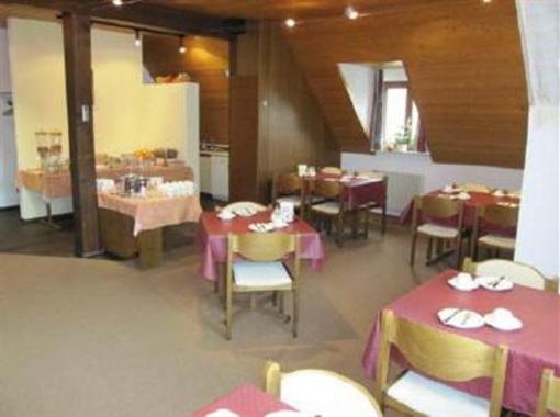 фото отеля Hotel Gasthof Krone Deckenpfronn