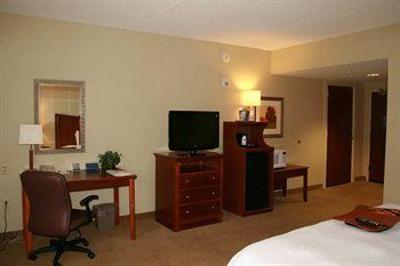 фото отеля Hampton Inn & Suites Albany Airport Latham