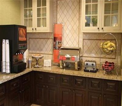 фото отеля Hampton Inn & Suites Albany Airport Latham