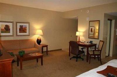 фото отеля Hampton Inn & Suites Albany Airport Latham