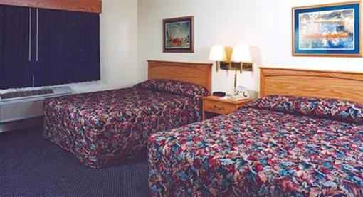фото отеля AmericInn Lodge & Suites Long Lake